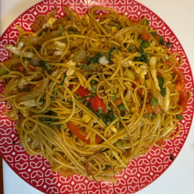 Veg or Chicken Noodles.